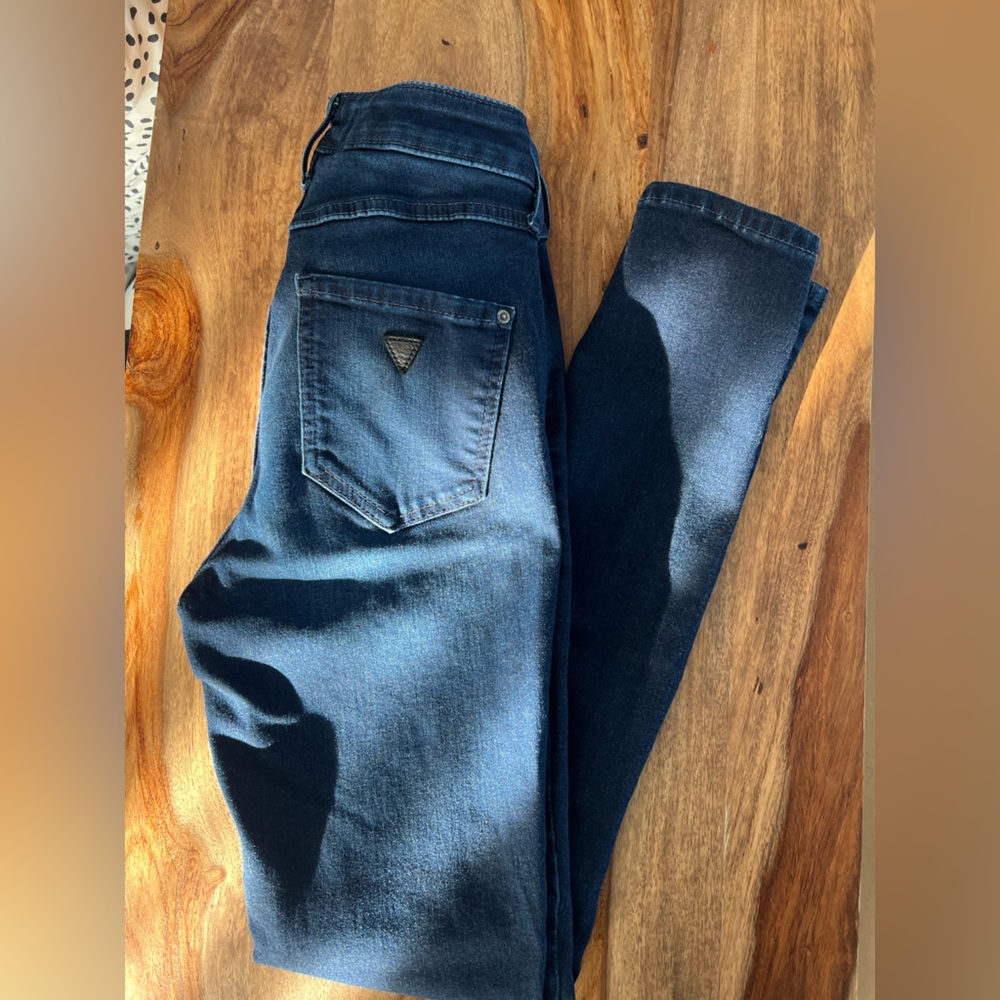 Guess Women's 25 1981 Skinny Jeans